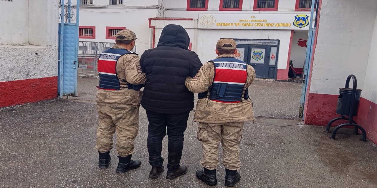 Aranan cezaevi firarisi operasyonla yakalandı