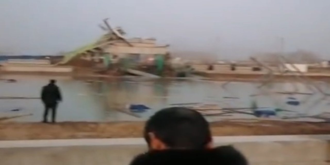 Çin'de köprü çöktü: 5 ölü