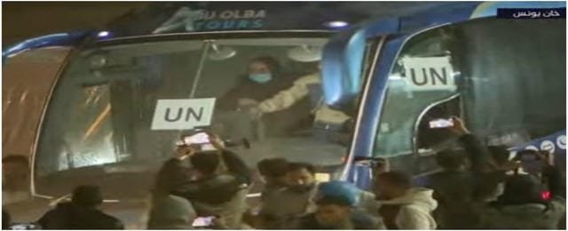 Refah Kapısı’ndan giren ilk otobüsle 12 kişi Gazze Şeridi’ne döndü