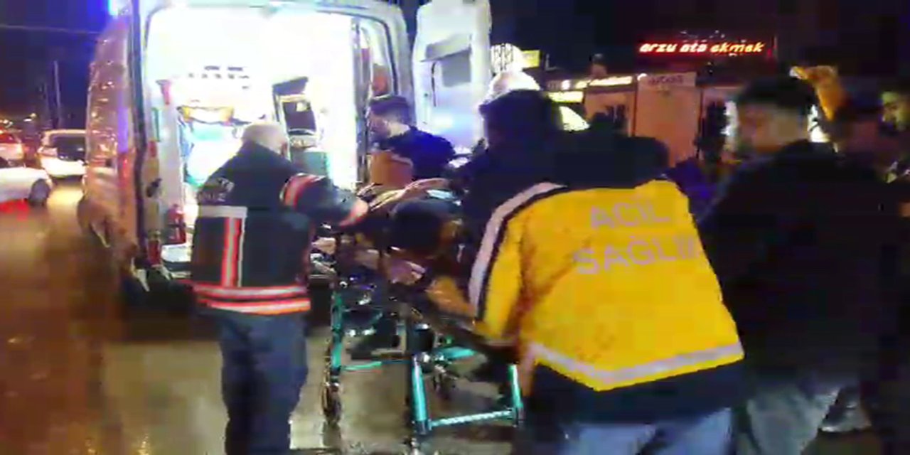 Malatya'da otomobil aydınlatma direğine çarptı: 1 ağır yaralı