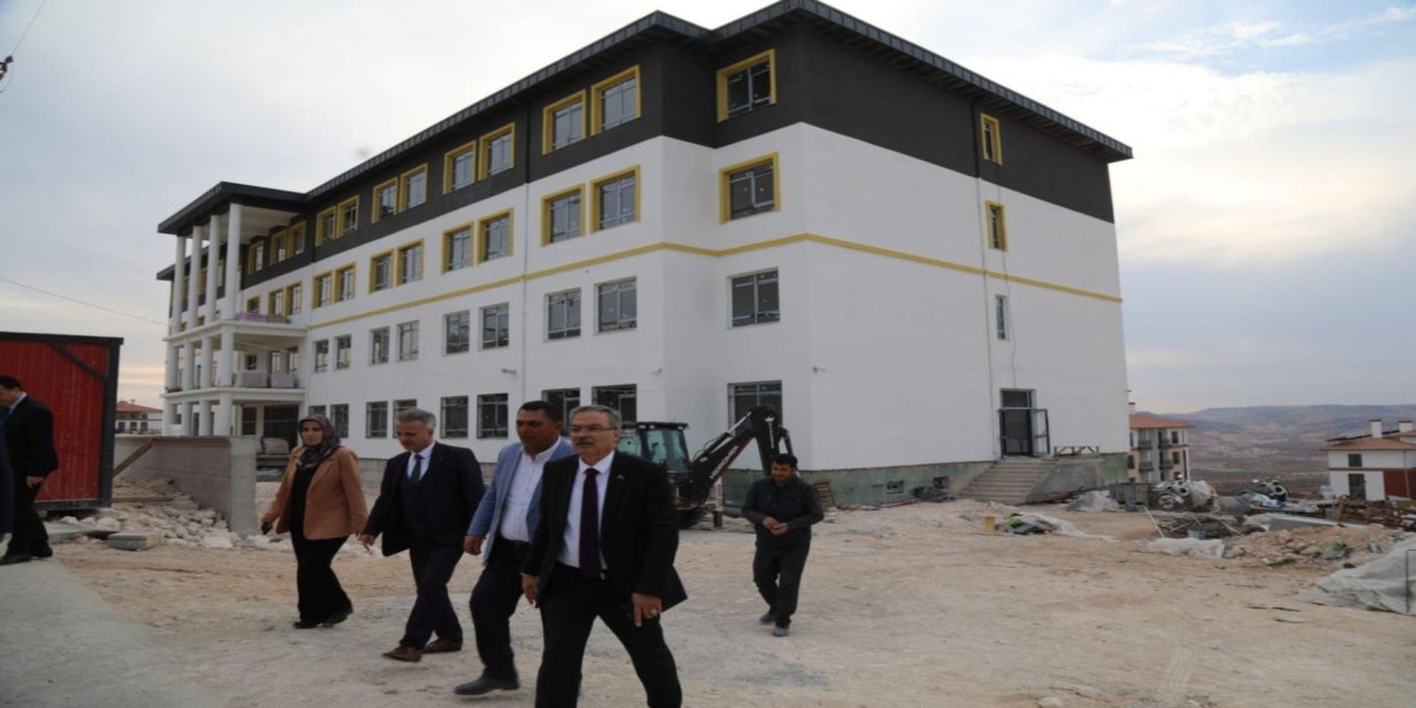 Gaziantep'te deprem sonrası 131 okul hizmete açıldı