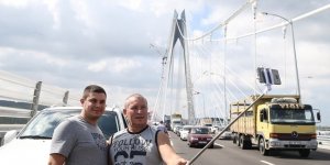 Selfie çekenlere şok!