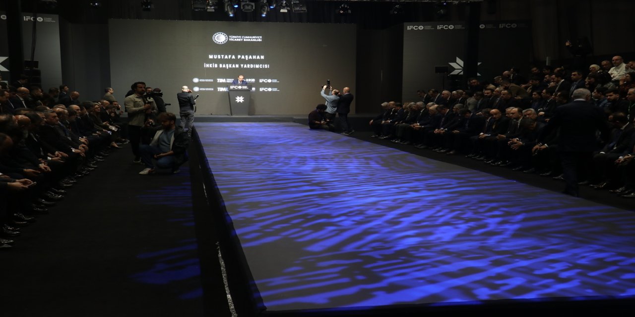 Avrupa'nın en büyük hazır giyim fuarı 9'uncu kez kapılarını açtı