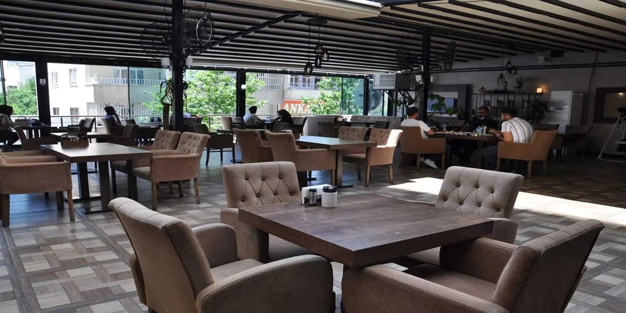 Ticaret Bakanlığı: Servis ücretini menü fiyatına yansıtanlara izin verilmeyecek