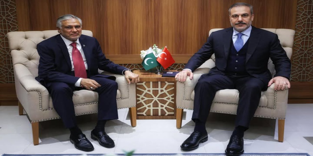 Bakan Fidan Pakistan Dışişleri Bakanı Ishaq Dar ile görüştü