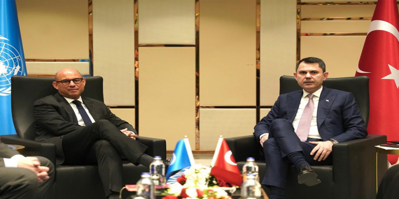Bakan Kurum, COP31 kapsamında BM İcra Sekreteri Stiell ile görüştü
