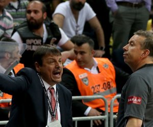 Ergin Ataman istifa etti