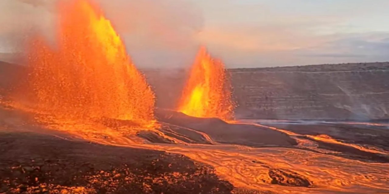 Hawaii'deki Kilauea Yanardağı patladı: Lavlar 350 metreye yükseldi