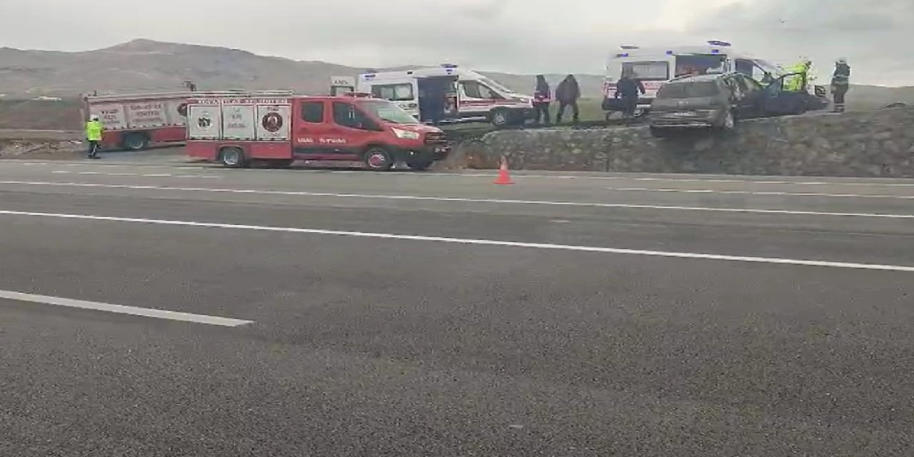 Bingöl-Elazığ kara yolunda kaza: 1 yaralı