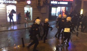 Cizre için yapılan eylem'de 14 gösterici gözaltına alındı