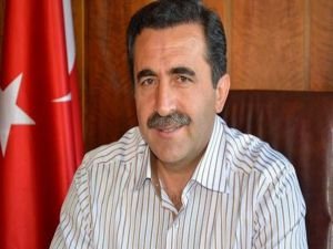 AK Parti’den ihraç edilen belediye başkanı tutuklandı