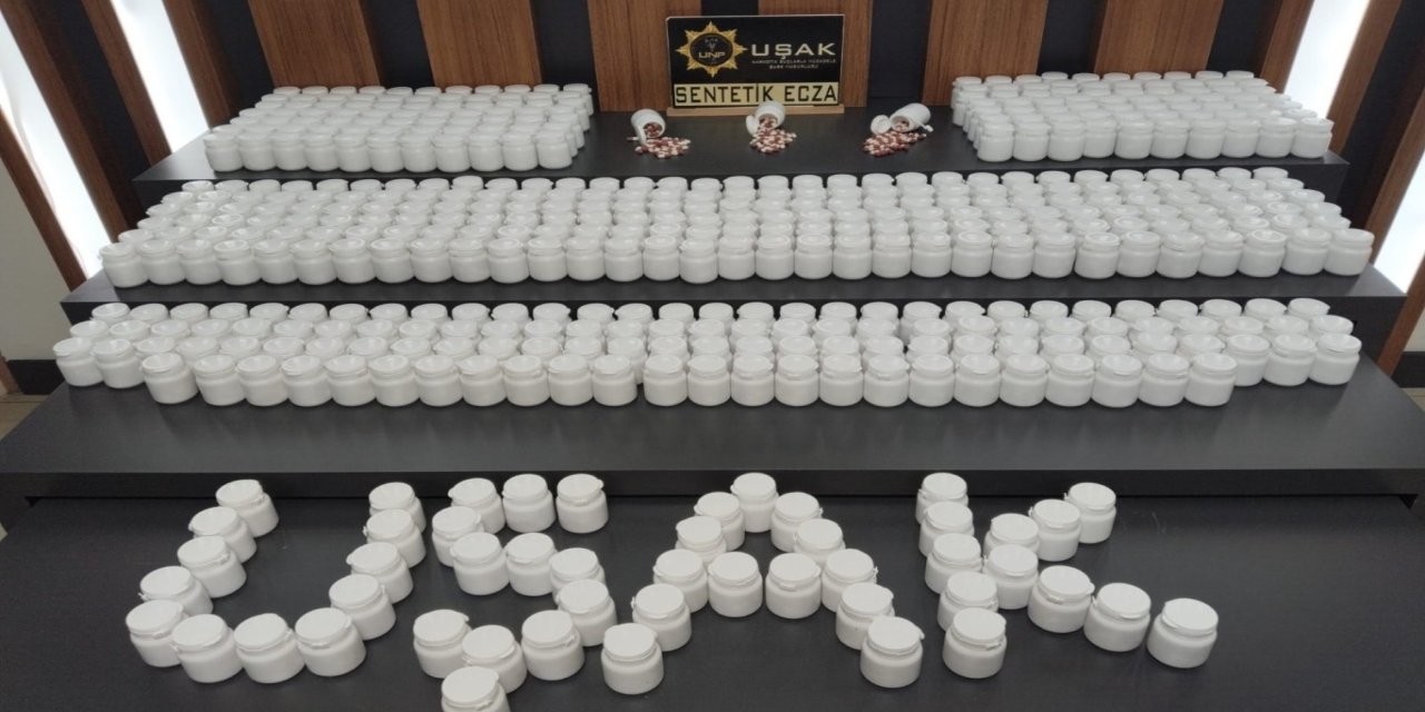 Uşak’ta 32 bin sentetik hap ele geçirildi: 3 tutuklama