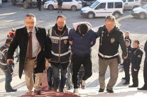 Iğdır'da 7 işyerini soyan hırsızlar tutuklandı