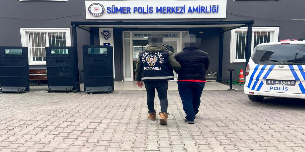 İzmit’te dolandırıcılık suçundan aranan şahıs yakalandı