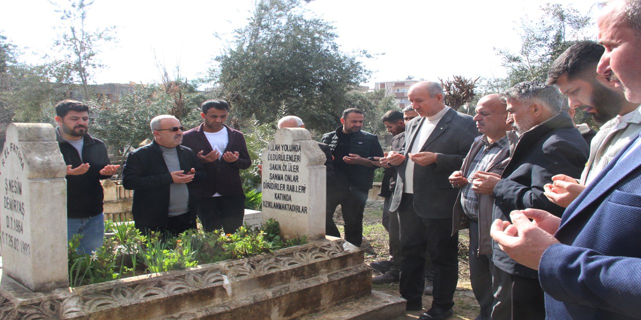 Kur'an şehidi Nesim Demirtaş kabri başında yad edildi
