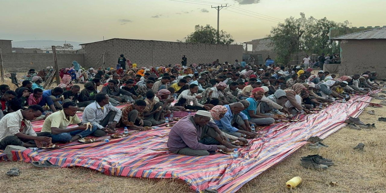 Fransa Yetim Eli’nden Etiyopya’da iftar programı