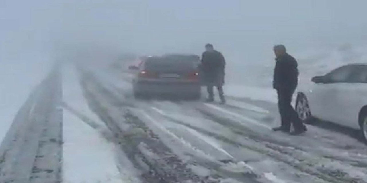 Şanlıurfa’da kar yağışı yeniden etkili oldu