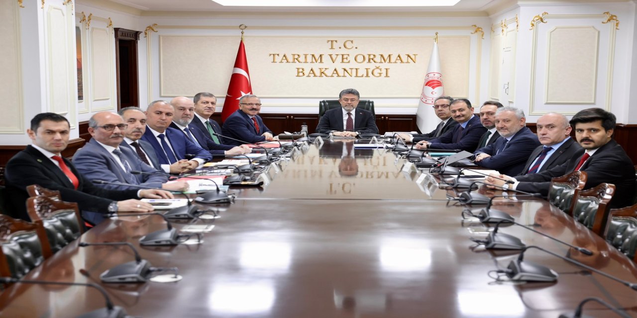 Hayvancılıkta yeni yol haritası: Sektör temsilcileri bakanlıkta buluştu