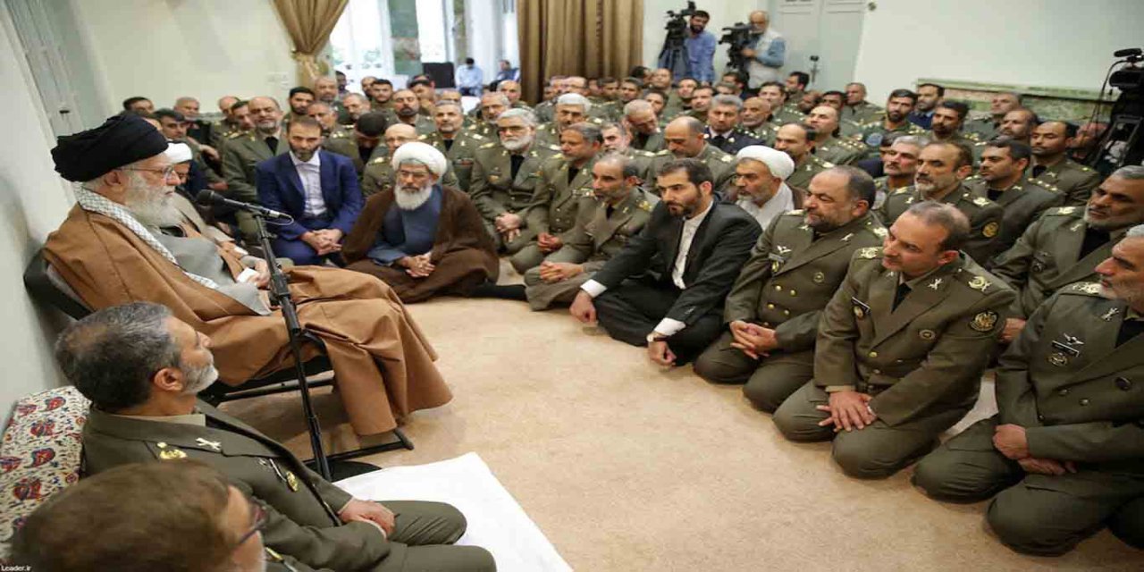 Hamaney'in şehadetinin ardından İran’da üçlü geçiş liderliği