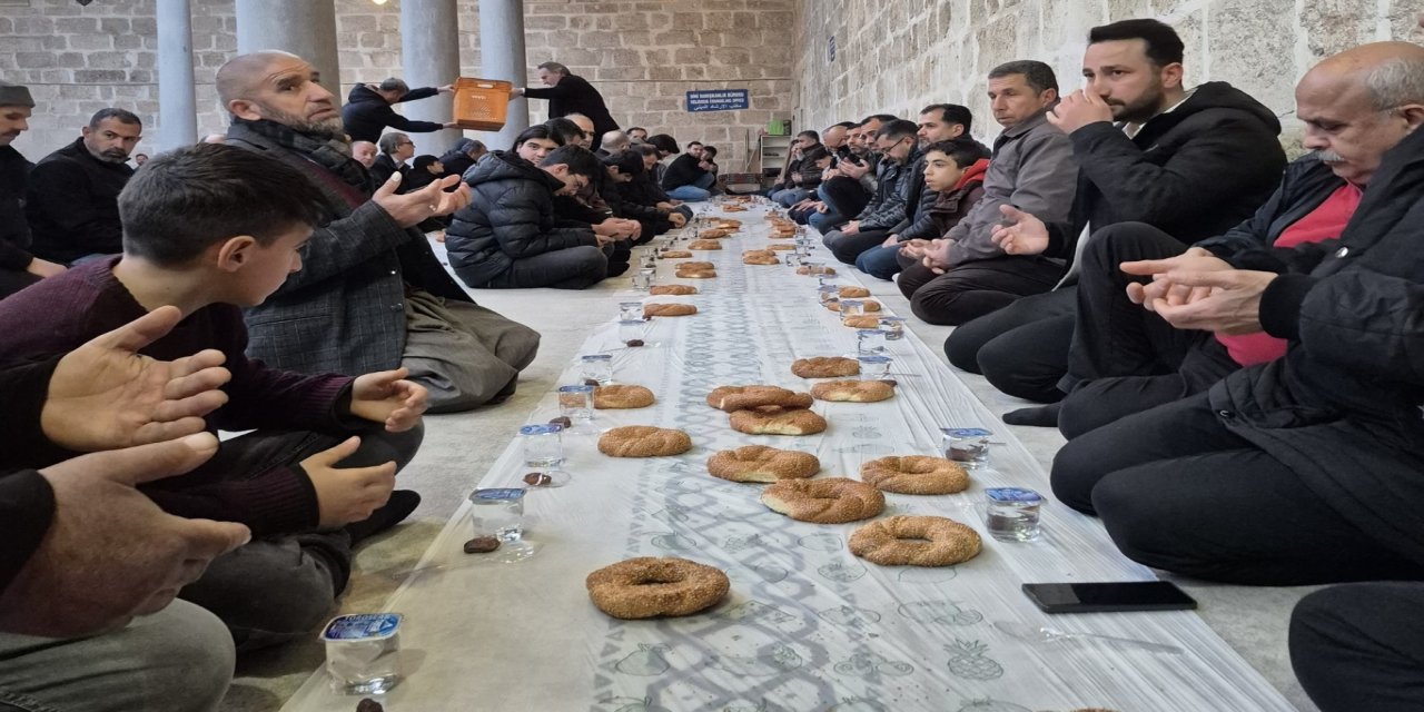 Tarsus Ashab-ı Kehf Platformu’ndan ümmet iftarı