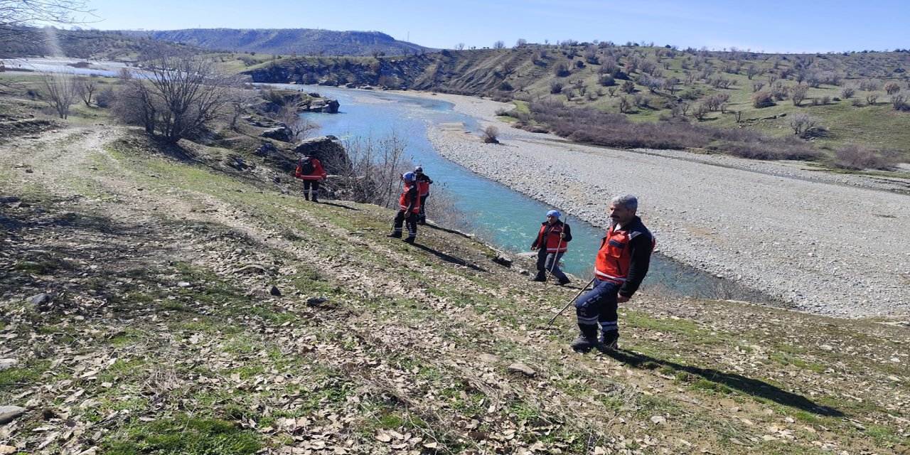 Diyarbakır'da kayıp yaşlı adam için arama çalışmaları devam ediyor