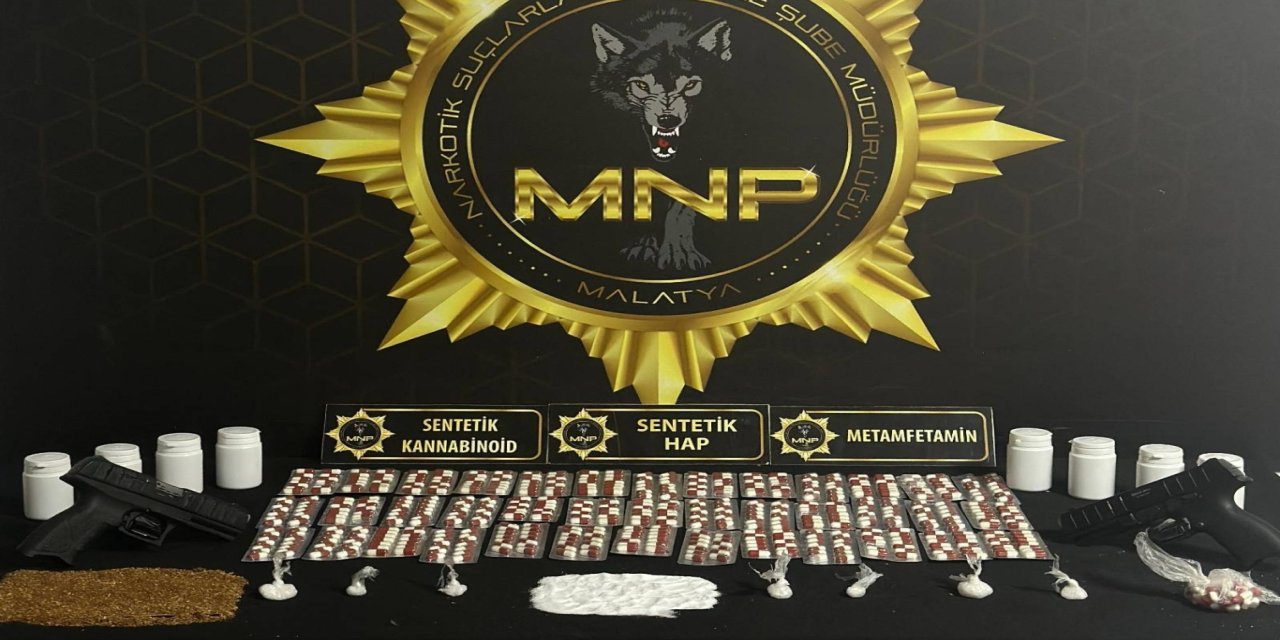 Malatya'da sokak satıcılarına operasyon: 8 tutuklama