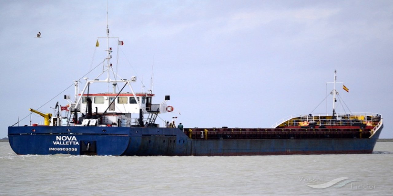 Devrim Muhafızları: ABD'ye ait yakıt ikmal tankerini vurduk