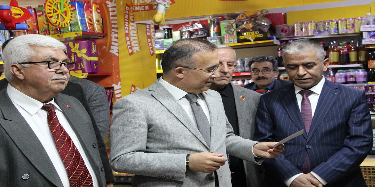 Gaziantep Valisi Çeber: Hayırların ihtiyaç sahiplerine ulaşmasını sağlamak için Bakkal Kart uygulamasını başlattık