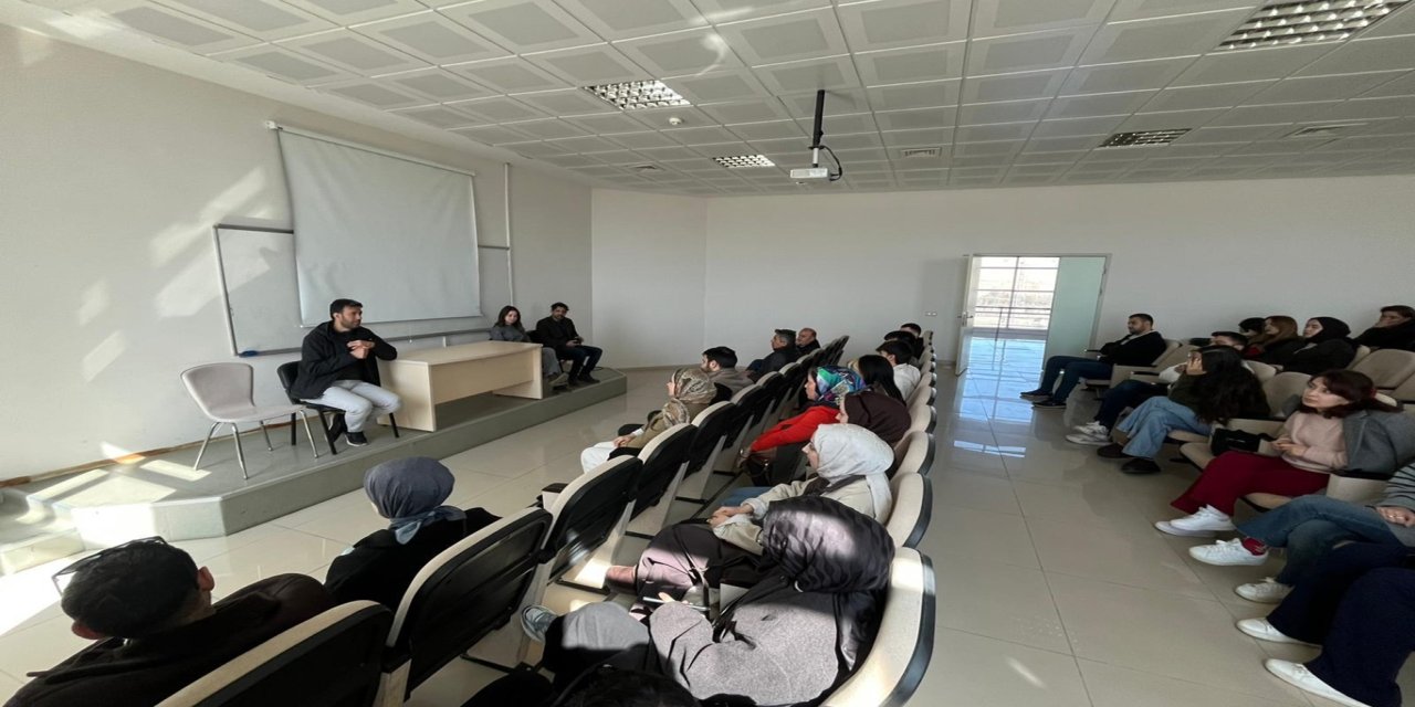 Batman'da üniversite öğrencilerine Erasmus+ eğitimi verildi