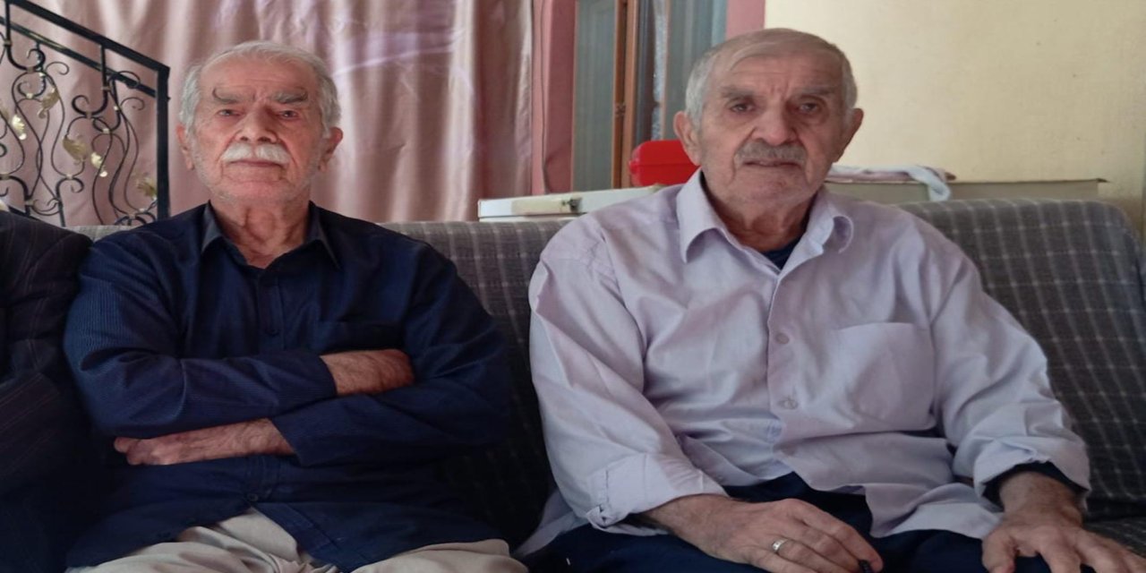 İki kardeş bir gün arayla vefat etti