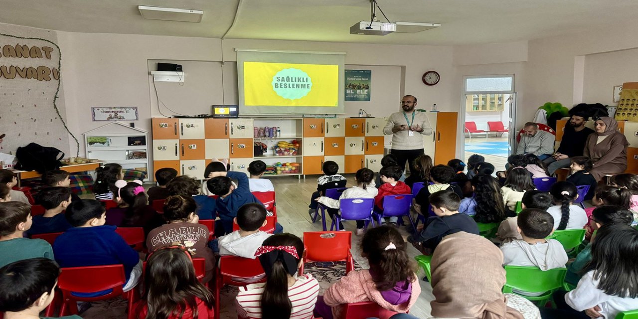 Batman'da anaokulu öğrencilerine akran zorbalığı ve sağlıklı beslenme eğitimi