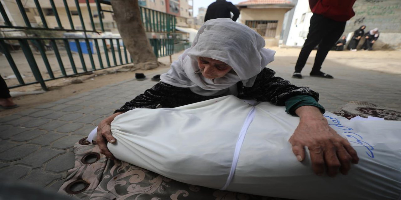 İşgalciler Gazze'de ateşkesi yine ihlal etti: 3 şehit