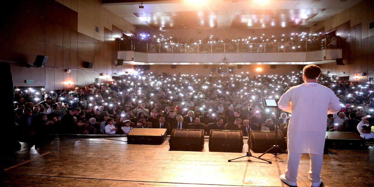 Büyükşehir Belediyesi Malatyalıları ilahi konseri ile buluşturdu