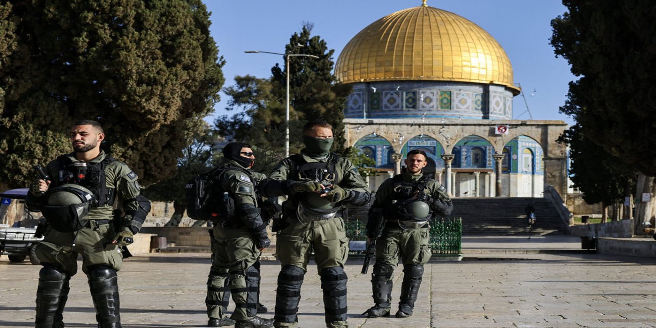 Tarihte ilk kez Müslümanlar Mescid-i Aksa ve İbrahim Camii'nde Ramazanın son on gününde ibadet edemeyecek