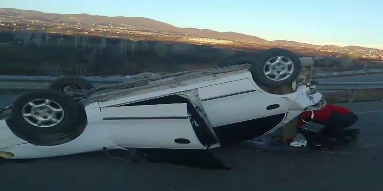 Malatya'da iki otomobil çarpıştı: 3 yaralı