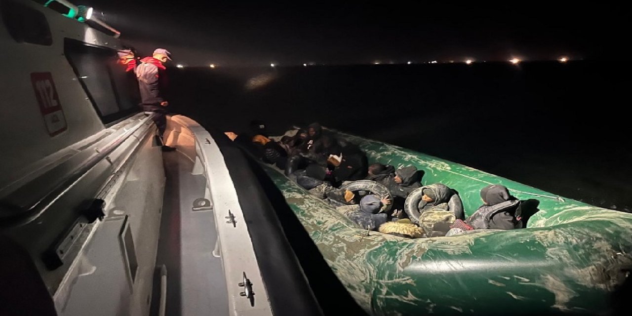 Aydın'da 18 düzensiz göçmen ile 4 göçmen kaçakçısı yakalandı