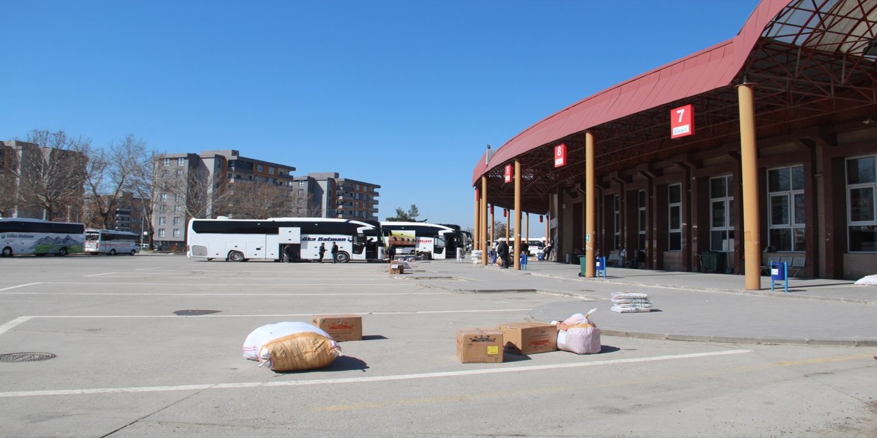 Firma temsilcileri: Yükselen akaryakıt ve maliyetler otobüs taşımacılığını zorluyor