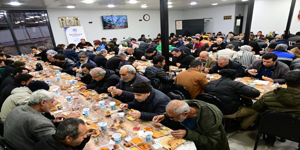 Belediye Başkanı Taşkın: Ramazanın bereketini hemşehrilerimizle paylaşıyoruz