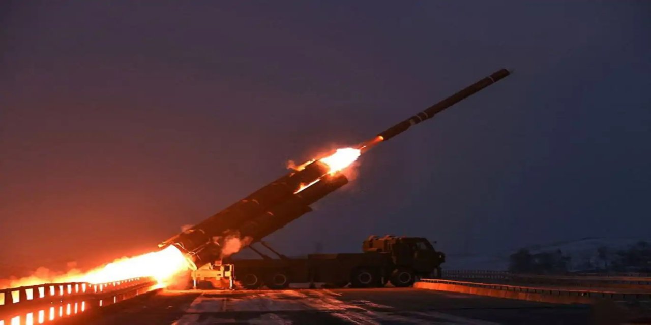 Kuzey Kore’den balistik füze denemesi: Tokyo yönetimi acil toplandı