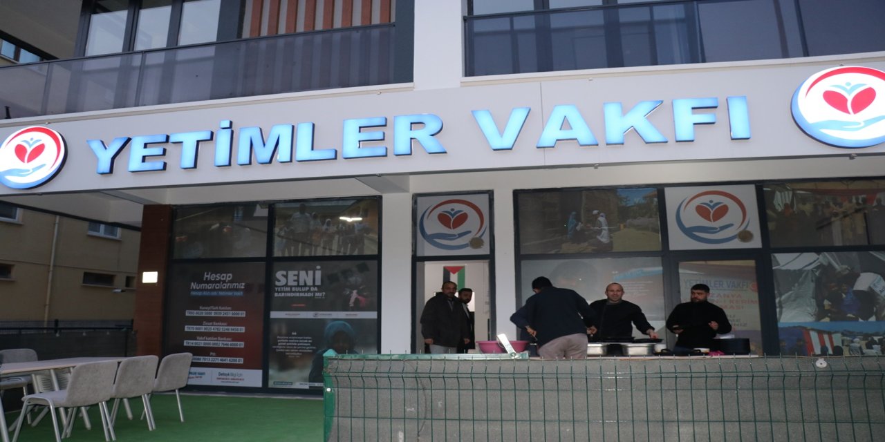 Yetimler Vakfı’ndan iftar programı