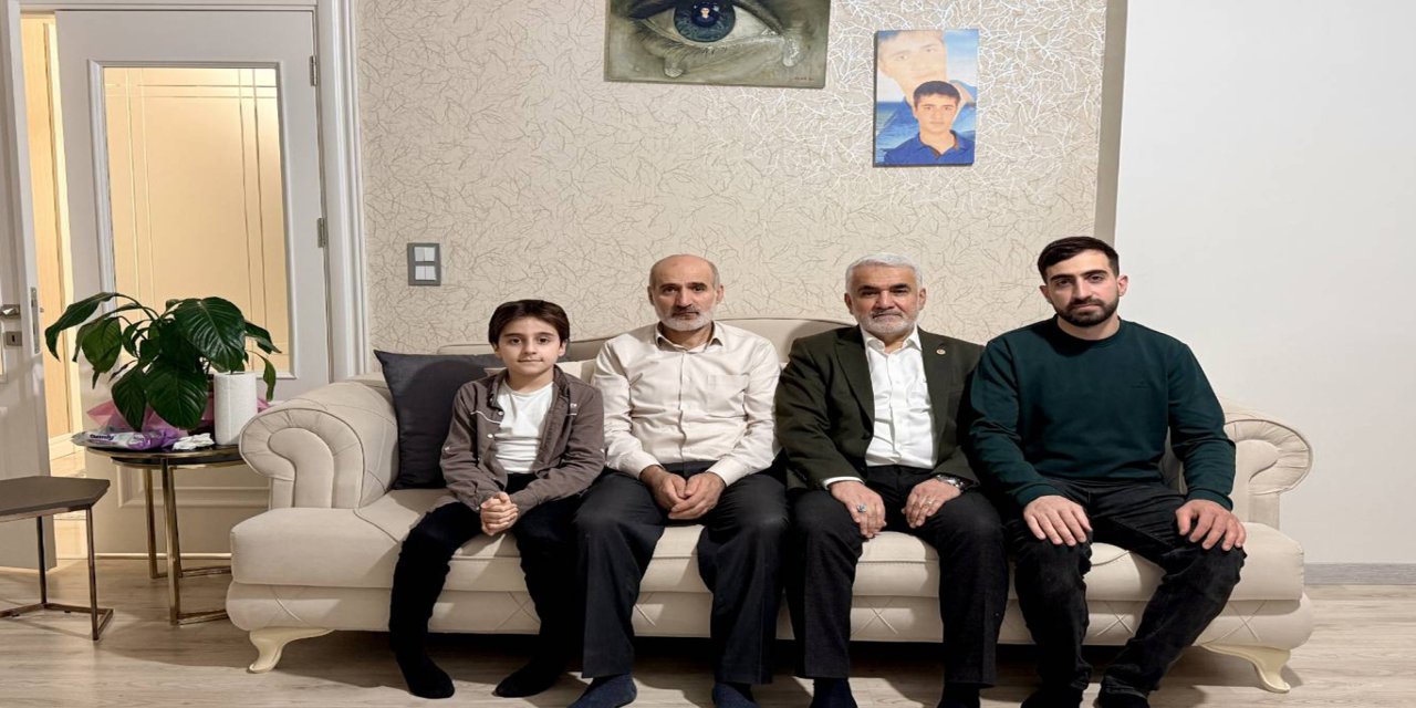 Yapıcıoğlu, Şehit Yasin Börü’nün ailesini ziyaret etti
