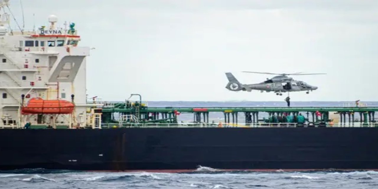 Akdeniz’de Fransız donanmasından Rus "Gölge Gemisi"ne baskın