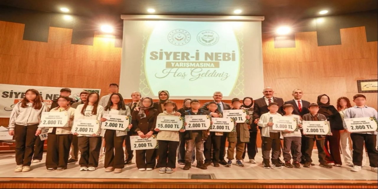 Bingöl'de korunma altındaki çocuklar Siyer-i Nebi heyecanı yaşadı