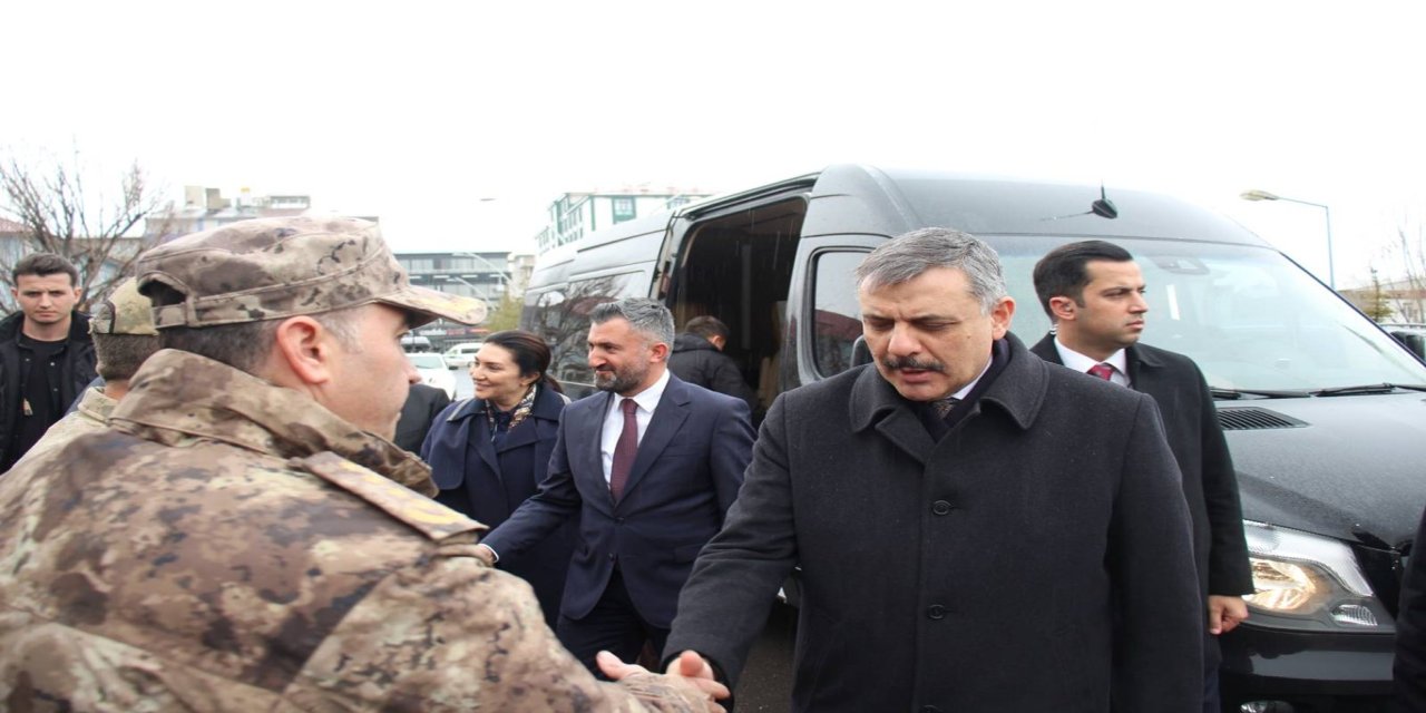 İçişleri Bakanı Ağrı’da