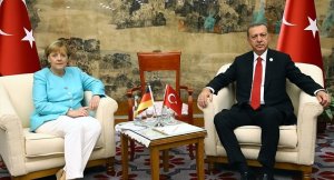 Alman medyasından Merkel'e sert çıkış