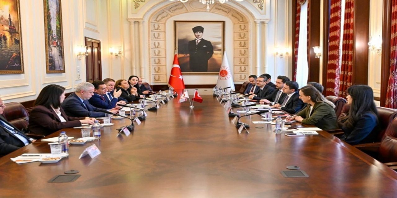 Adalet Bakanı Akın Gürlek KKTC İçişleri Bakanı Dursun Oğuz ile bir araya geldi