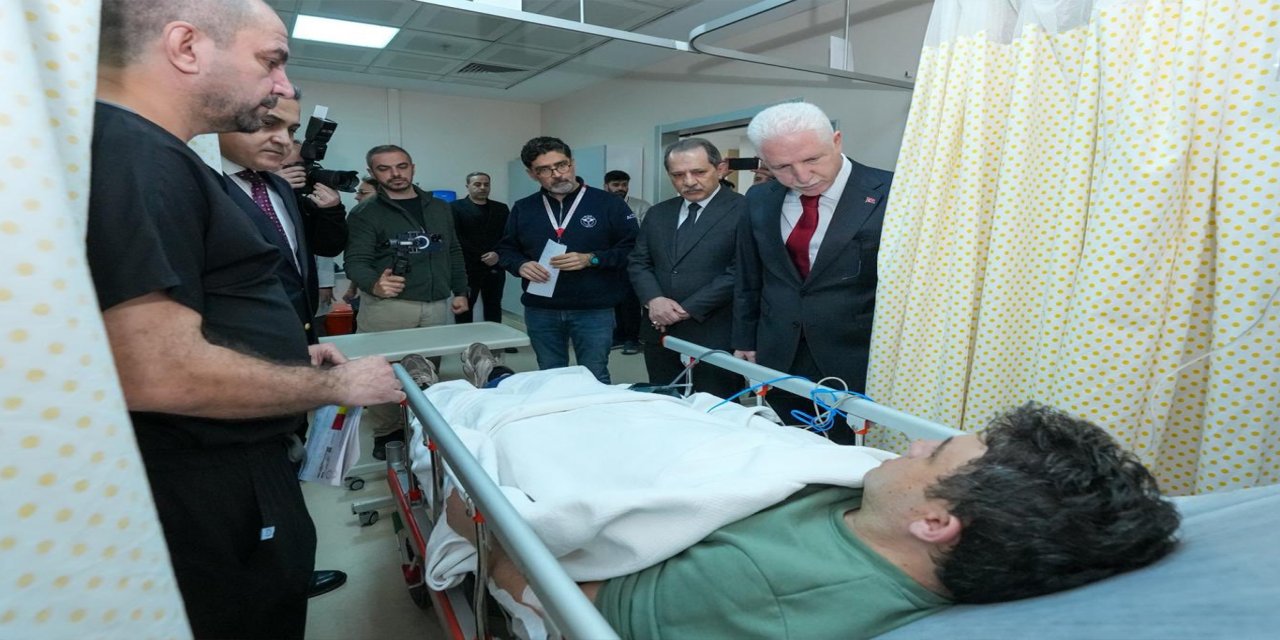 Vali Gül'den kazada yaralanan polis ve sivillere ziyaret