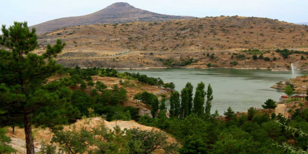 Çavuşçu Gölü yağışlarla yeniden su tutmaya başladı