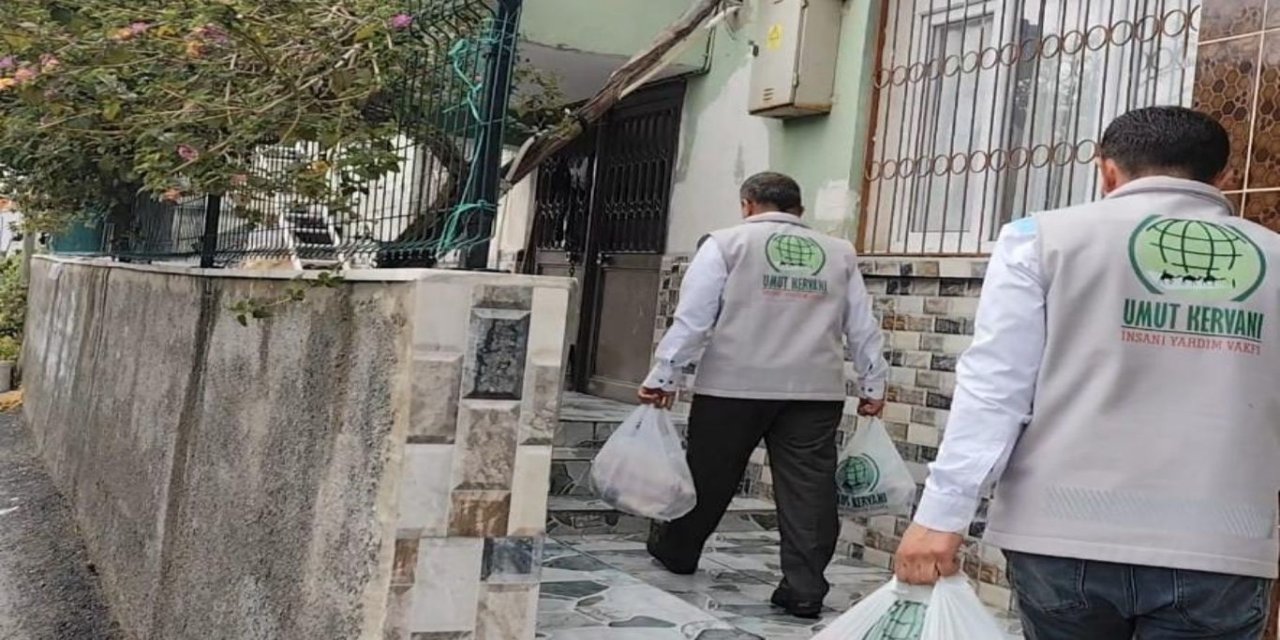 Umut Kervanı Tarsus Derneği'nden ihtiyaç sahibi ailelere yardım