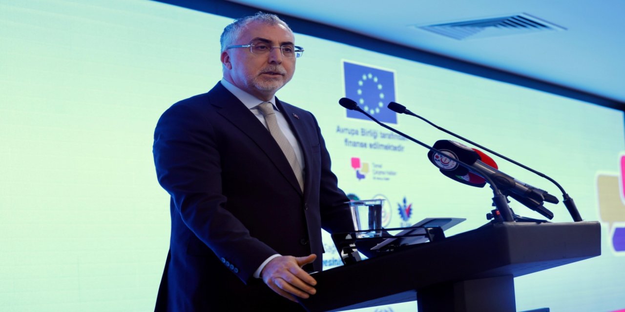 Bakan Işıkhan: Sendika ve konfederasyonlarımız ile iş birliğimizi güçlendireceğiz